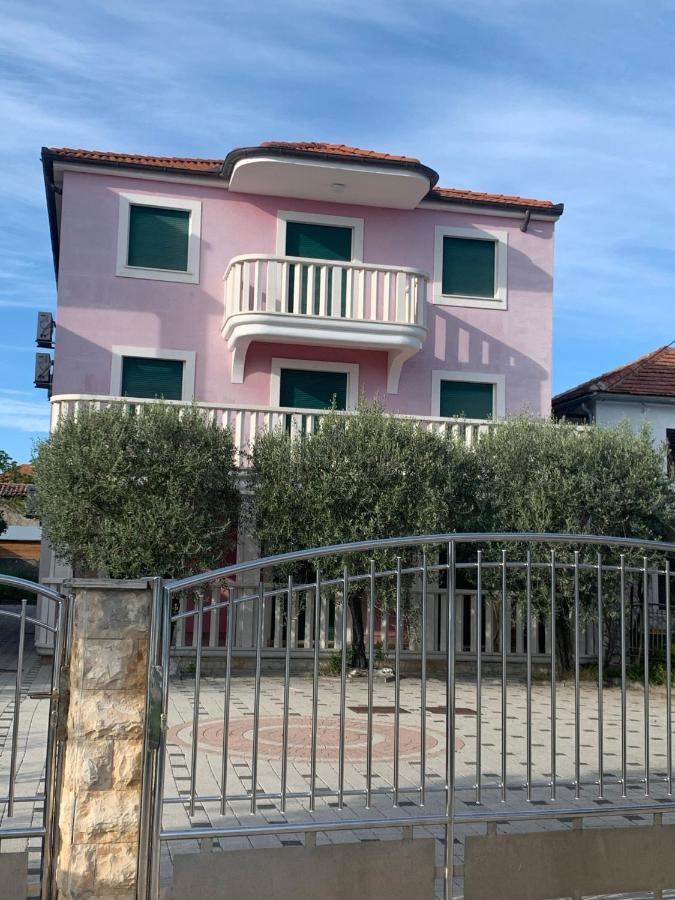 Villa Magica Pirovac Exterior foto